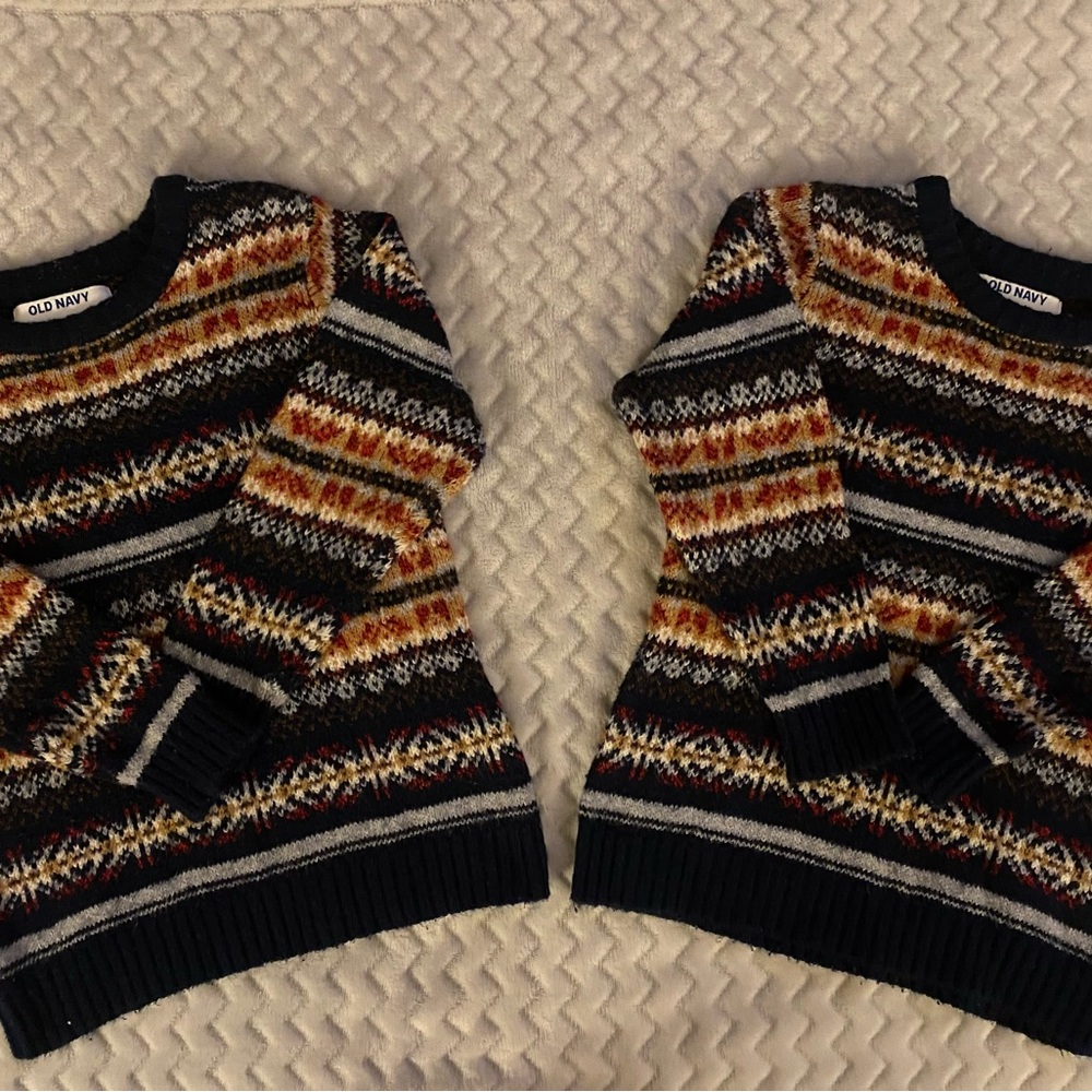 Old Navy Multicolor Knit Sweater
